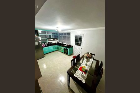 Casa à venda com 120m², 3 quartos e 2 vagasFoto 08