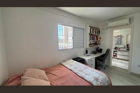 Casa à venda com 160m², 4 quartos e 3 vagas Casa à venda com 160m², 4 quartos e 3 vagasSuíte 3