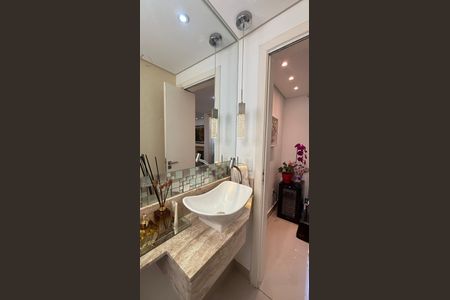 Casa à venda com 160m², 4 quartos e 3 vagas Casa à venda com 160m², 4 quartos e 3 vagasLavabo