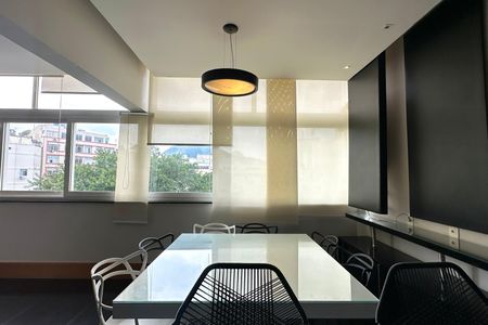 Apartamento à venda com 129m², 3 quartos e sem vaga Apartamento à venda com 129m², 3 quartos e sem vagaCozinha