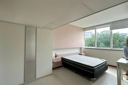 Apartamento à venda com 129m², 3 quartos e sem vaga Apartamento à venda com 129m², 3 quartos e sem vagaSuíte