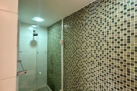 Apartamento à venda com 129m², 3 quartos e sem vaga Apartamento à venda com 129m², 3 quartos e sem vagaBanheiro Social 02