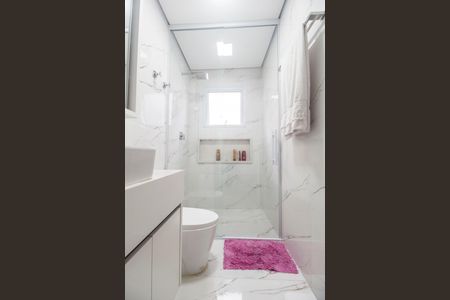 Apartamento à venda com 450m², 4 quartos e 6 vagas Apartamento à venda com 450m², 4 quartos e 6 vagasBanheiro da Suíte 4