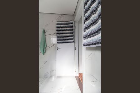 Apartamento à venda com 450m², 4 quartos e 6 vagas Apartamento à venda com 450m², 4 quartos e 6 vagasBanheiro da Suíte 3