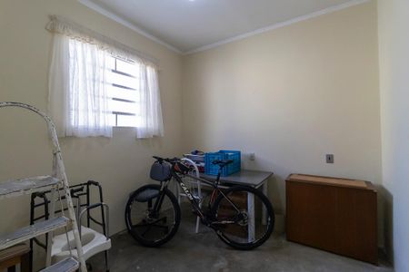 Casa à venda com 304m², 4 quartos e 3 vagasQuarto 4