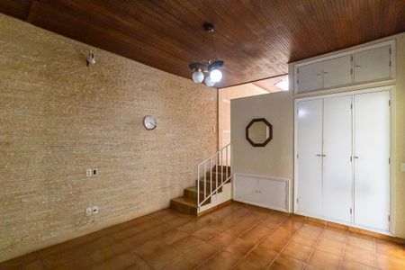 Casa à venda com 304m², 4 quartos e 3 vagasSala 2