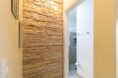 Casa à venda com 304m², 4 quartos e 3 vagasBanheiro 1