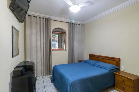 Casa à venda com 304m², 4 quartos e 3 vagasQuarto 2