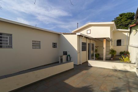 Casa à venda com 304m², 4 quartos e 3 vagasQuintal