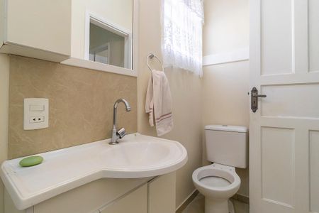 Casa à venda com 304m², 4 quartos e 3 vagasBanheiro 2