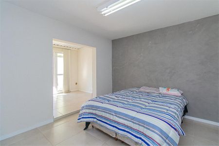 Casa à venda com 102m², 2 quartos e 1 vaga