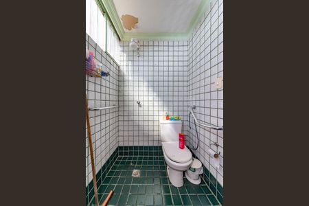 Casa de condomínio à venda com 91m², 4 quartos e 1 vaga Casa de condomínio à venda com 91m², 4 quartos e 1 vagaBanheiro da Suíte