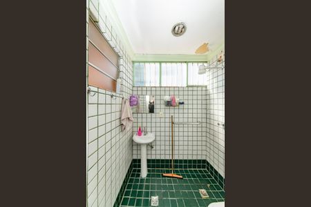 Casa de condomínio à venda com 91m², 4 quartos e 1 vaga Casa de condomínio à venda com 91m², 4 quartos e 1 vagaBanheiro da Suíte