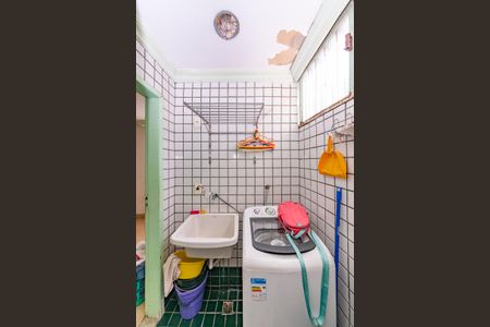 Casa de condomínio à venda com 91m², 4 quartos e 1 vaga Casa de condomínio à venda com 91m², 4 quartos e 1 vagaÁrea de Serviço