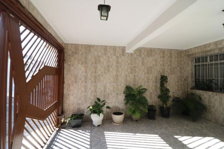 Casa à venda com 140m², 2 quartos e 2 vagasGaragem