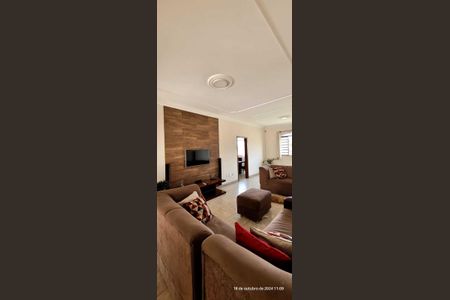 Casa à venda com 250m², 3 quartos e 1 vaga