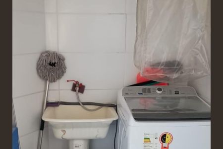 Apartamento à venda com 60m², 3 quartos e 1 vaga Apartamento à venda com 60m², 3 quartos e 1 vagaÁrea de Serviço