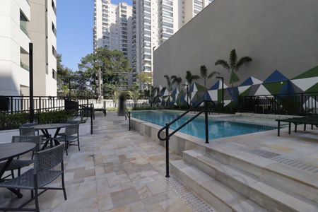 Apartamento para alugar com 93m², 3 quartos e 2 vagasÁrea Comum - Piscina