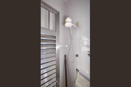 Apartamento à venda com 76m², 2 quartos e 1 vagaBanheiro de serviço