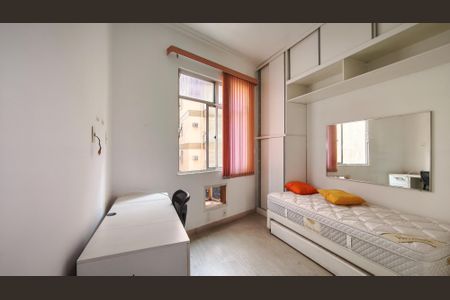 Apartamento à venda com 76m², 2 quartos e 1 vagaQuarto 2