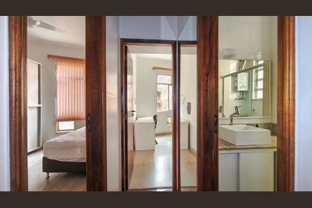 Apartamento à venda com 76m², 2 quartos e 1 vagaCorredor