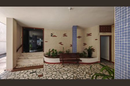 Apartamento à venda com 76m², 2 quartos e 1 vagaFachada e portaria