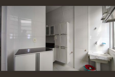 Apartamento à venda com 76m², 2 quartos e 1 vagaÁrea de Serviço