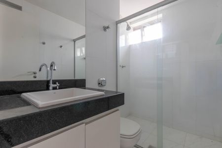 Apartamento à venda com 169m², 4 quartos e 2 vagasBanheiro