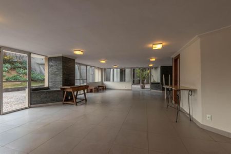 Apartamento à venda com 169m², 4 quartos e 2 vagasÁrea comum - Salão de festas