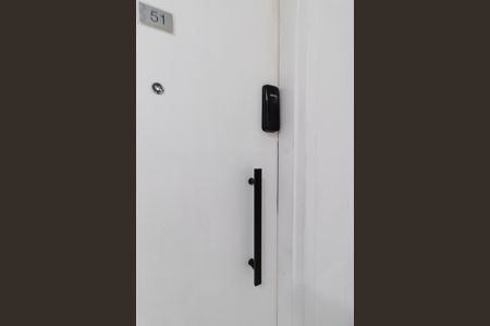 Apartamento à venda com 47m², 2 quartos e sem vaga Apartamento à venda com 47m², 2 quartos e sem vagaFechadura Eletrônica