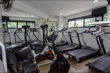 Apartamento à venda com 68m², 2 quartos e 2 vagasÁrea comum - Academia