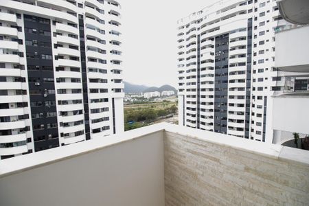 Apartamento à venda com 68m², 2 quartos e 2 vagasVaranda