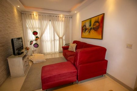 Apartamento à venda com 68m², 2 quartos e 2 vagasSala
