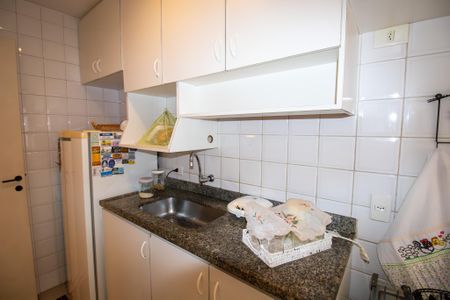 Apartamento à venda com 68m², 2 quartos e 2 vagasCozinha