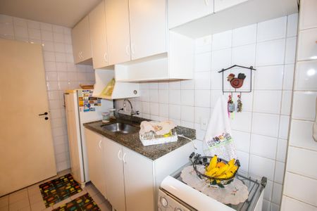 Apartamento à venda com 68m², 2 quartos e 2 vagasCozinha