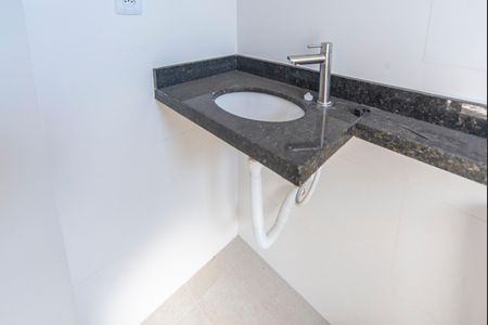 Apartamento à venda com 55m², 2 quartos e 1 vagaBanheiro Suíte 2