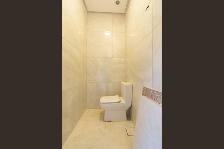 Casa à venda com 118m², 3 quartos e 2 vagas Casa à venda com 118m², 3 quartos e 2 vagasBanheiro