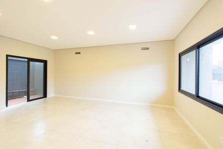 Casa à venda com 118m², 3 quartos e 2 vagas Casa à venda com 118m², 3 quartos e 2 vagasSala/Cozinha