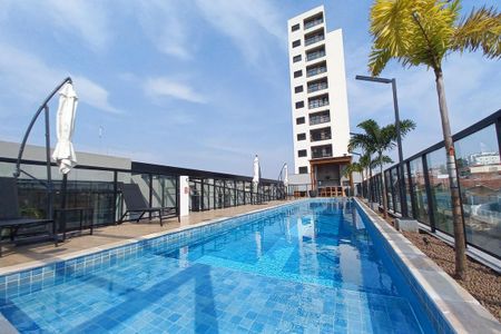 Apartamento à venda com 34m², 1 quarto e 1 vaga Apartamento à venda com 34m², 1 quarto e 1 vagaÁrea comum - Piscina