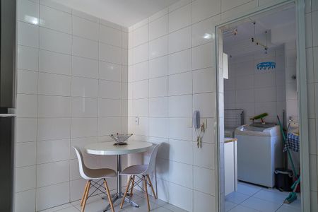 Apartamento à venda com 116m², 3 quartos e 2 vagasCozinha