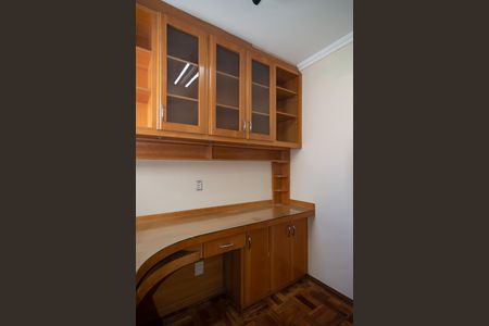 Apartamento à venda com 99m², 3 quartos e 2 vagas Apartamento à venda com 99m², 3 quartos e 2 vagasEscritório