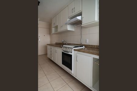 Apartamento à venda com 99m², 3 quartos e 2 vagas Apartamento à venda com 99m², 3 quartos e 2 vagasCozinha