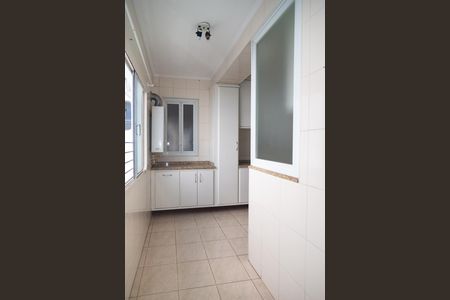 Apartamento à venda com 99m², 3 quartos e 2 vagas Apartamento à venda com 99m², 3 quartos e 2 vagasÁrea de Serviço