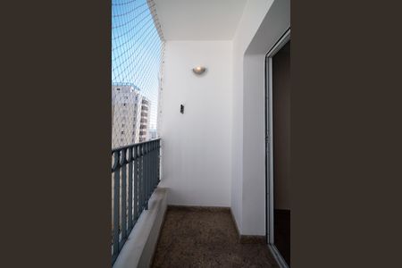 Apartamento à venda com 99m², 3 quartos e 2 vagas Apartamento à venda com 99m², 3 quartos e 2 vagasVaranda da Sala