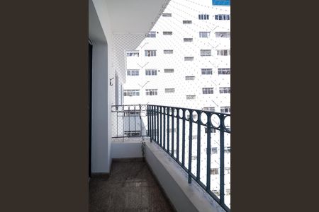 Apartamento à venda com 99m², 3 quartos e 2 vagas Apartamento à venda com 99m², 3 quartos e 2 vagasVaranda da Sala