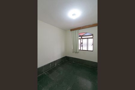 Casa à venda com 290m², 5 quartos e 4 vagas Casa à venda com 290m², 5 quartos e 4 vagasÁrea privativa