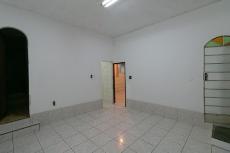 Casa à venda com 290m², 5 quartos e 4 vagas Casa à venda com 290m², 5 quartos e 4 vagasSala 2