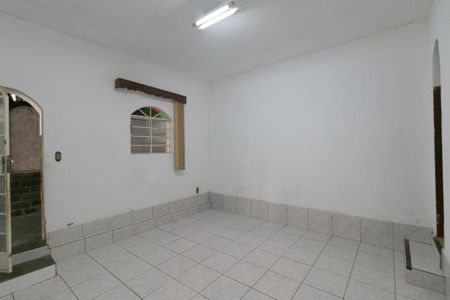 Casa à venda com 290m², 5 quartos e 4 vagas Casa à venda com 290m², 5 quartos e 4 vagasSala 2