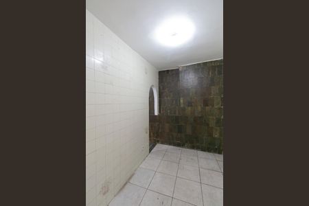 Casa à venda com 290m², 5 quartos e 4 vagas Casa à venda com 290m², 5 quartos e 4 vagasCozinha