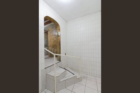 Casa à venda com 290m², 5 quartos e 4 vagas Casa à venda com 290m², 5 quartos e 4 vagasCorredor
